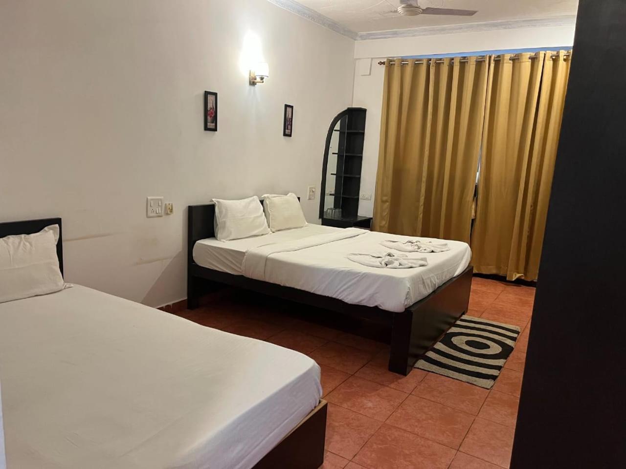 Hotel Pleasure Inn Near Turtle Beach Morjim Manage By Ld Group Of Hospitality エクステリア 写真